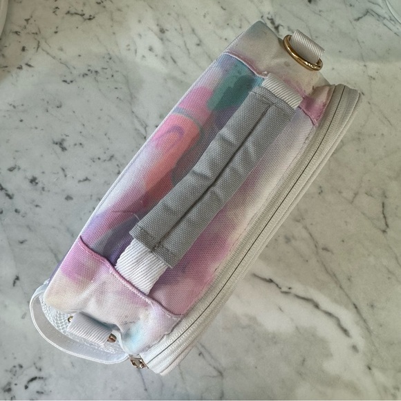 PB Teen Lunch Bag - Picture 2 of 5